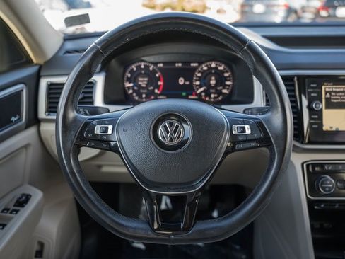 Used 2018 Volkswagen Atlas SEL Premium image 33