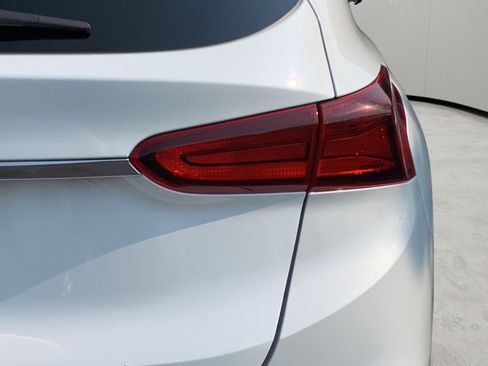 Used 2020 Hyundai Santa Fe SE FWD image 13