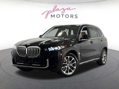 Used 2026 BMW X5 xDrive50e AWD/4WD image 2