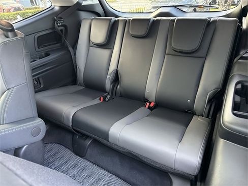 Certified 2025 Subaru Ascent Onyx Edition image 24