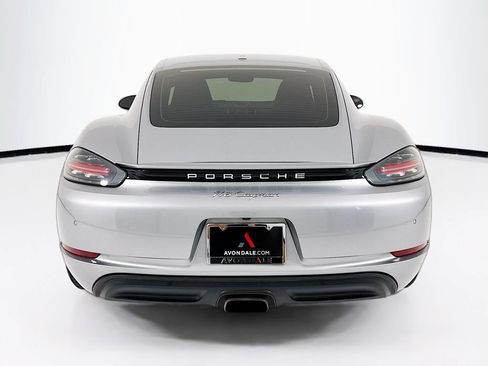 Certified 2018 Porsche 718 Cayman RWD image 10