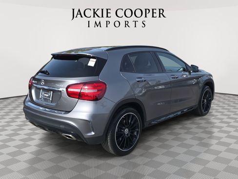 Used 2019 Mercedes-Benz GLA 250 4MATIC image 5