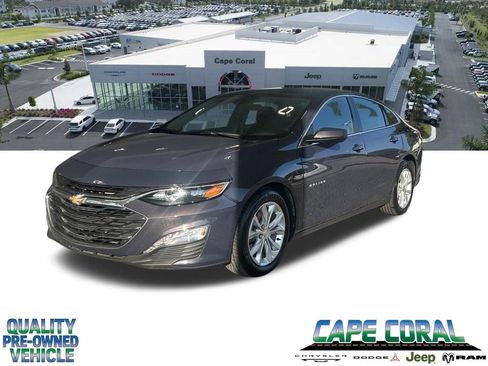 Used 2025 Chevrolet Malibu LT image 1