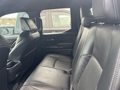 Used 2024 Toyota Tacoma TRD Off-Road image 10