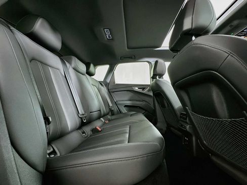 Certified 2023 Audi Q4 e-tron Premium Plus AWD/4WD image 25