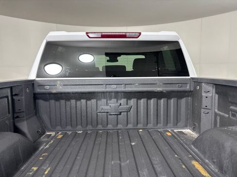 Used 2025 Chevrolet Silverado 1500 LT AWD/4WD image 23