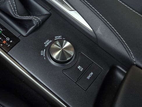 Used 2018 Lexus IS 300 F Sport image 24