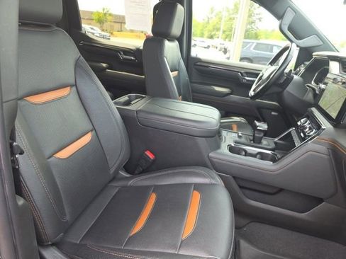 Used 2023 GMC Sierra 1500 AT4 w/ AT4 Premium Package image 13