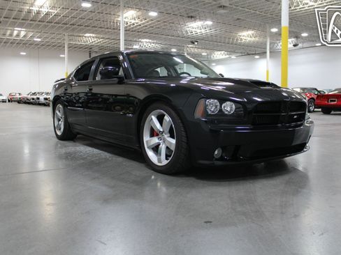 Used 2006 Dodge Charger SRT8 w/ SRT Option Group III RWD image 28