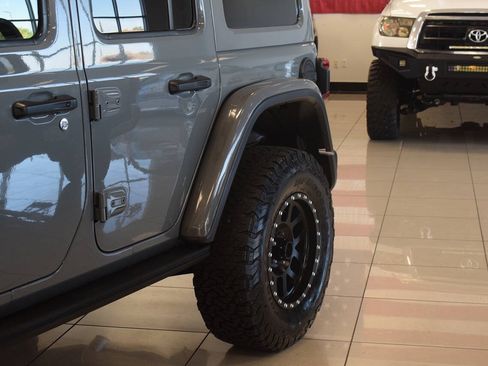 Used 2020 Jeep Wrangler Unlimited Rubicon w/ Quick Order Package 28Y Recon AWD/4WD image 12