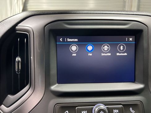 Used 2023 Chevrolet Silverado 1500 Custom image 37