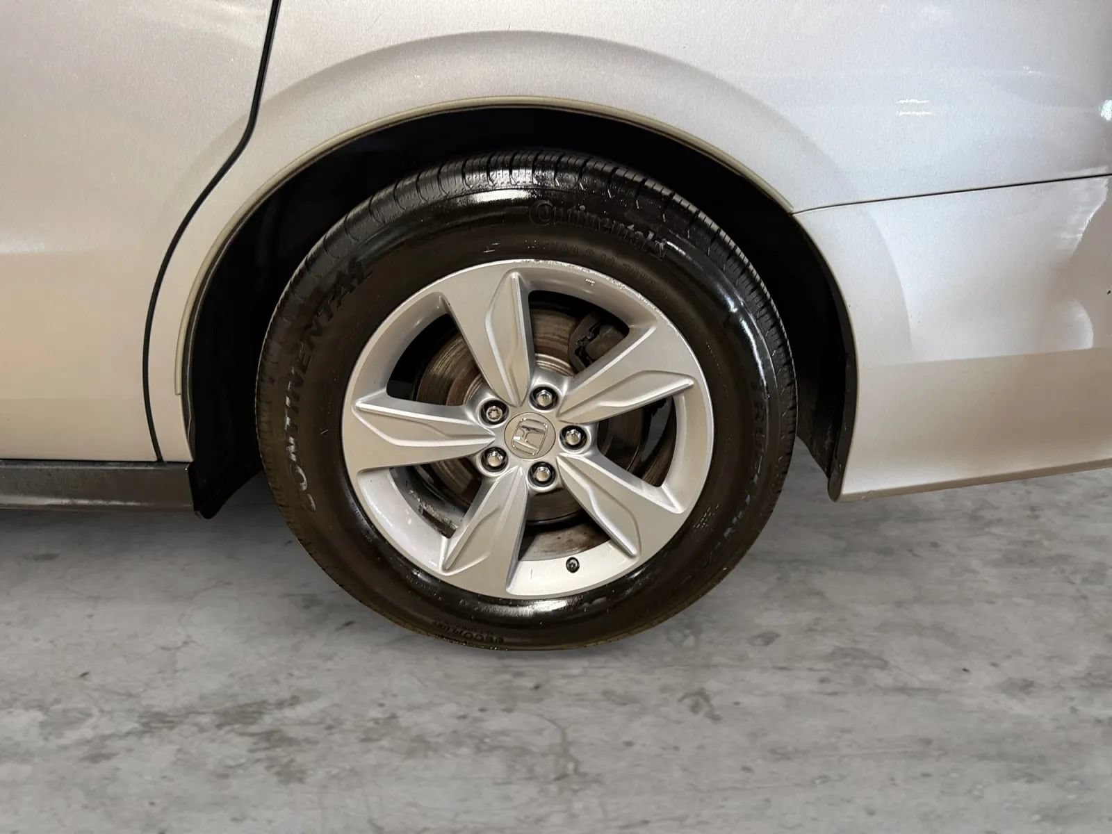 Used 2018 Honda Odyssey EX-L image 44