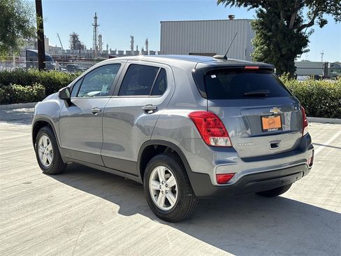 Used 2020 Chevrolet Trax LS w/ Tint and Cruise Package image 5