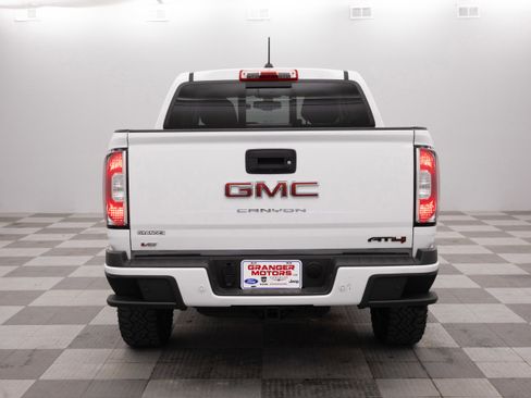 Used 2022 GMC Canyon AT4 AWD/4WD image 10