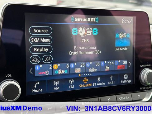 Used 2024 Nissan Sentra SV FWD image 23