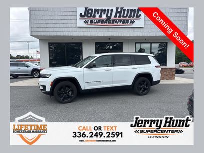 Used 2023 Jeep Grand Cherokee L Laredo