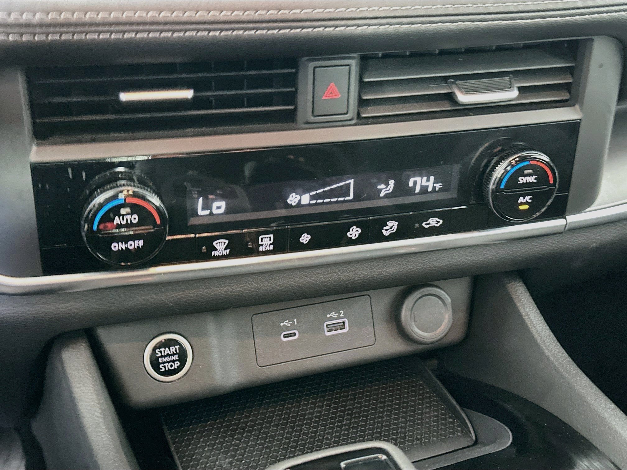 Used 2023 Nissan Rogue SV FWD image 23