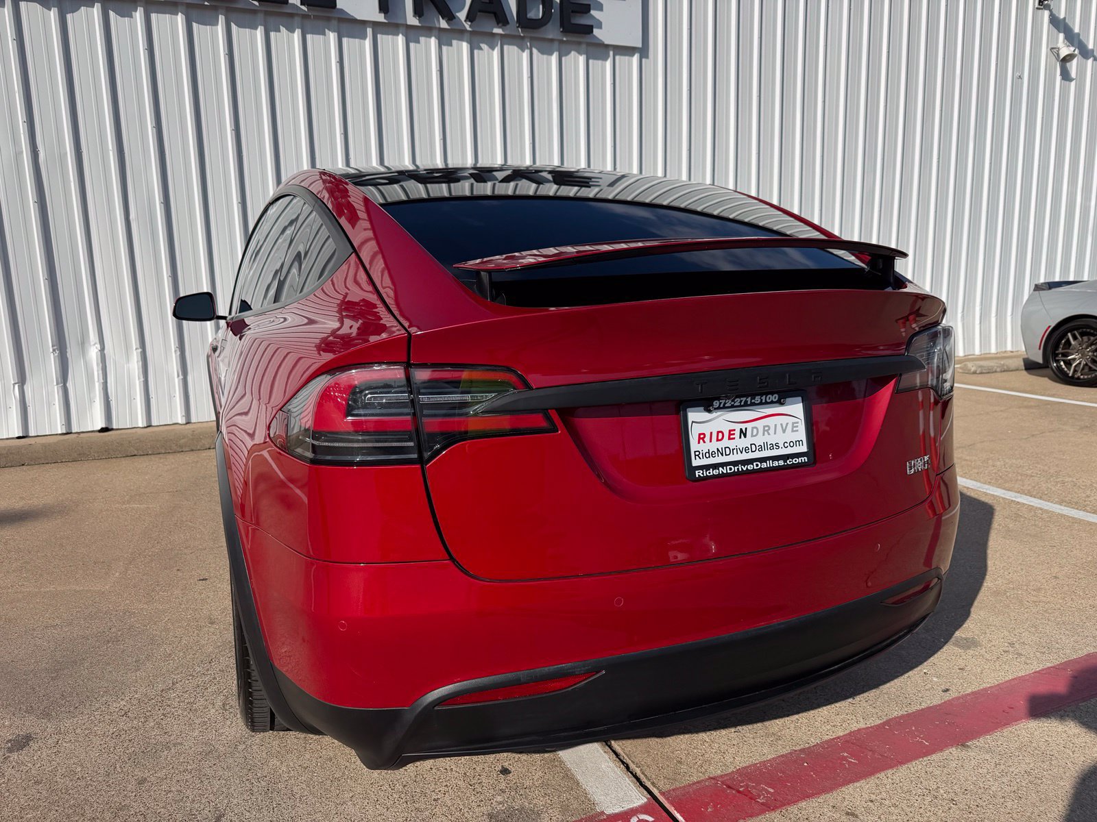 Used 2017 Tesla Model X 75D AWD/4WD image 5