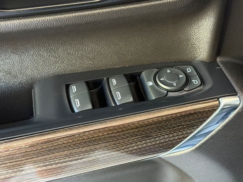 Used 2020 Chevrolet Silverado 1500 RST AWD/4WD image 13