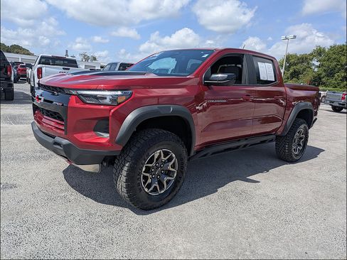 Certified 2023 Chevrolet Colorado ZR2 w/ ZR2 Convenience Package III AWD/4WD image 9