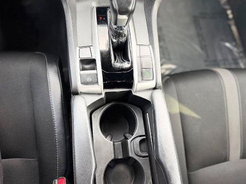 Used 2019 Honda Civic Sport image 18