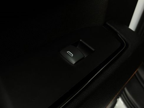 Used 2023 GMC Sierra 1500 AT4 w/ Technology Package image 41