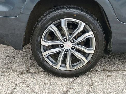 Used 2018 GMC Terrain Denali w/ Driver Alert Package II AWD/4WD image 5