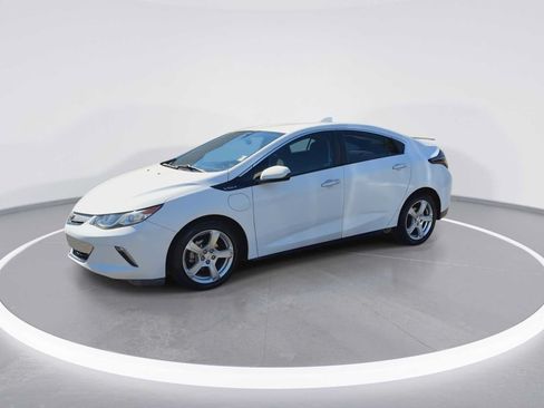 Used 2018 Chevrolet Volt LT w/ Comfort Package FWD image 4
