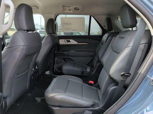 New 2026 Ford Explorer Active w/ Active Comfort Package image 16