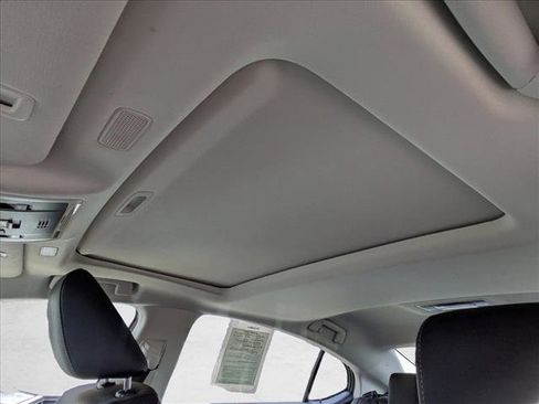 Used 2020 Lexus ES 300h w/ Premium Package image 20