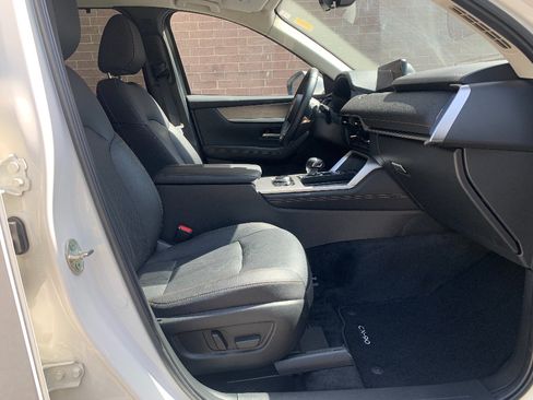 Used 2024 MAZDA CX-90 Plug-In Hybrid w/ Preferred AWD/4WD image 29