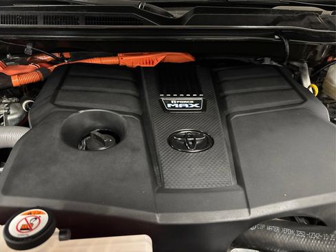 Used 2023 Toyota Sequoia Platinum image 13