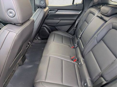 New 2026 GMC Terrain Elevation w/ Elevation Premium Package AWD/4WD image 13