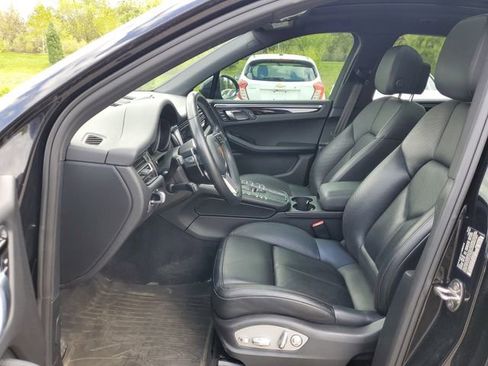 Used 2019 Porsche Macan AWD/4WD image 14