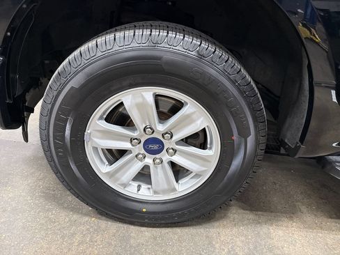 Used 2016 Ford F150 XL w/ Equipment Group 101A Mid AWD/4WD image 18