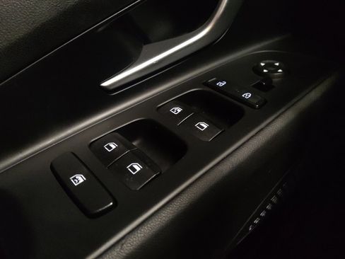 Used 2023 Hyundai Elantra SEL w/ Cargo Package image 27