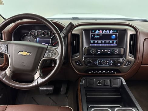 Used 2017 Chevrolet Silverado 3500 High Country w/ Duramax Plus Package image 27