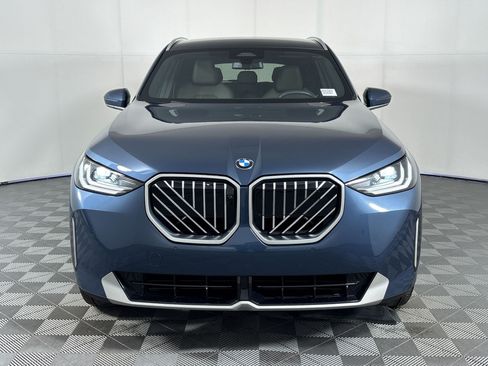 Used 2025 BMW X3 xDrive30i AWD/4WD image 6