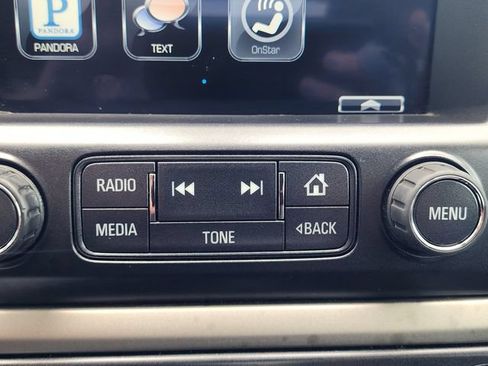 Used 2015 Chevrolet Colorado Z71 RWD image 30