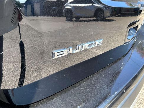 Used 2018 Buick Encore Sport Touring AWD/4WD image 10