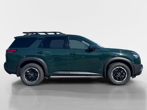 Used 2025 Nissan Pathfinder Rock Creek AWD/4WD image 3