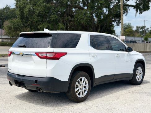 Used 2020 Chevrolet Traverse LS FWD image 4