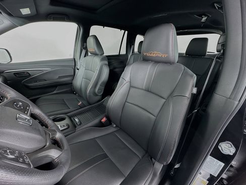 Certified 2023 Honda Passport TrailSport image 21