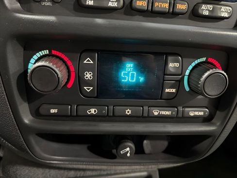 Used 2002 Chevrolet TrailBlazer LTZ image 20