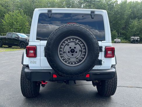 Used 2021 Jeep Wrangler Unlimited Rubicon AWD/4WD image 5
