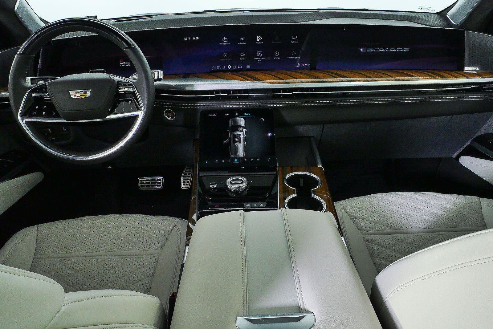 Used 2026 Cadillac Escalade ESV Platinum Sport w/ LPO, ONYX Package AWD/4WD image 15
