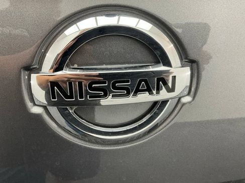 Used 2024 Nissan Titan SV AWD/4WD image 22