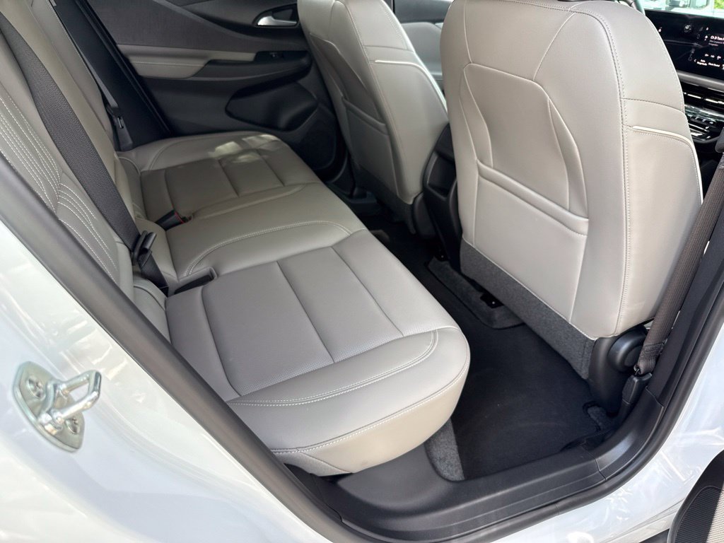Used 2025 Buick Envista Avenir FWD image 22