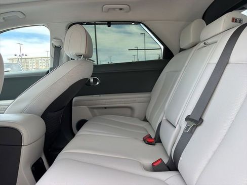 Used 2023 Hyundai Ioniq 5 Limited AWD/4WD image 19