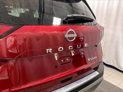 Used 2023 Nissan Rogue SV AWD/4WD image 28